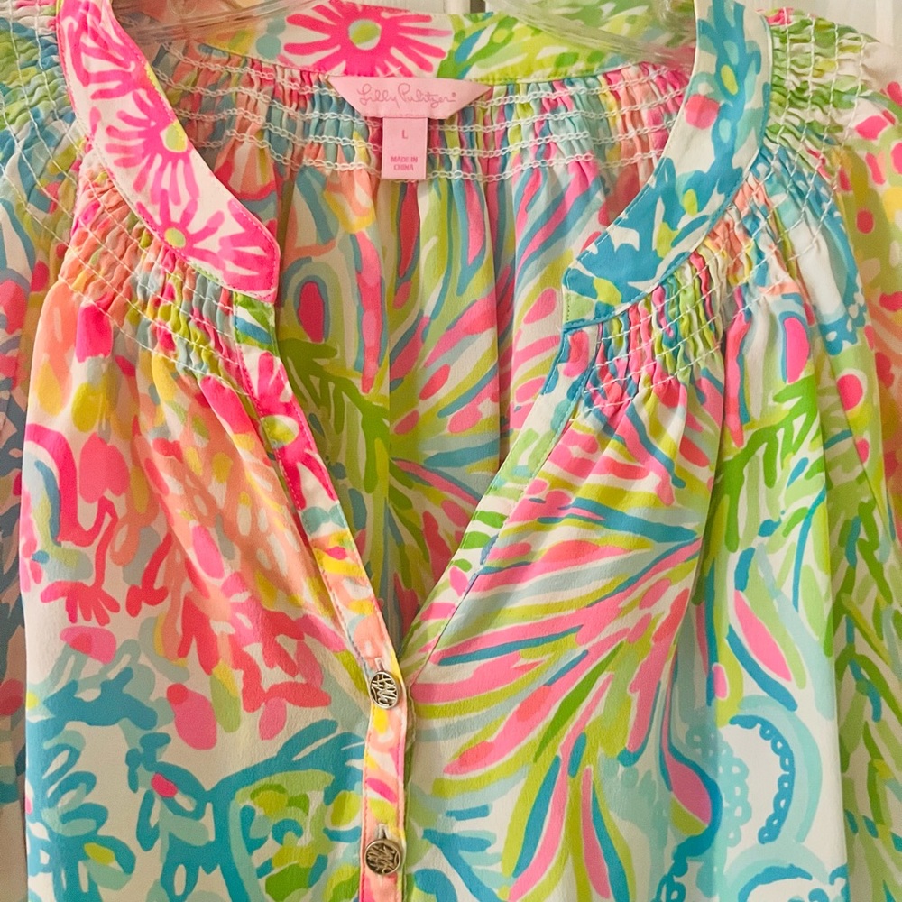 Lilly Pulitzer Elsa Silk “Lovers Coral” Top Size Large.